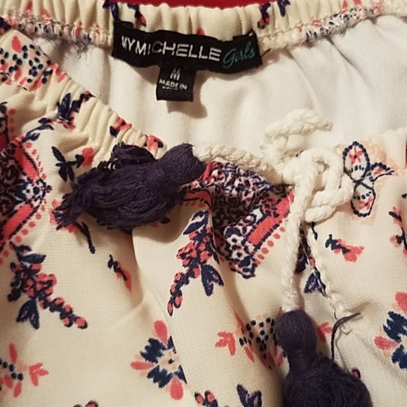 Girls multi color pretty romper - Picture 2 of 3